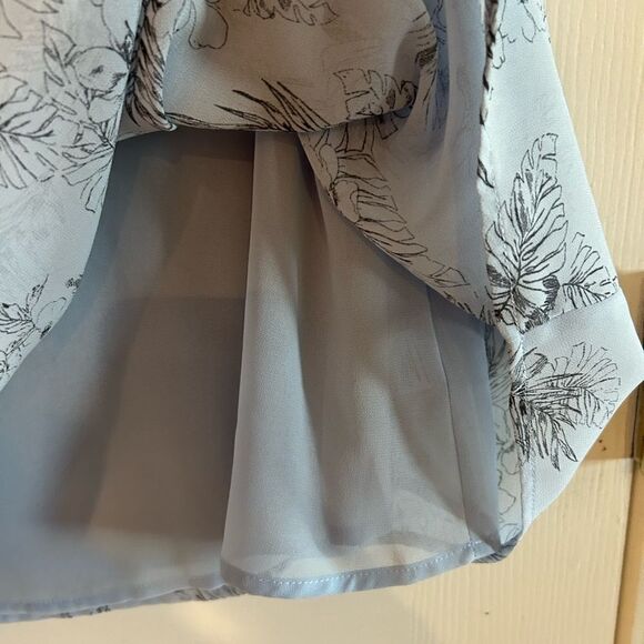 Pleione Blue floral Semi-Sheer sleeveless blouse w/ Camisole XS NWT - Picture 6 of 10